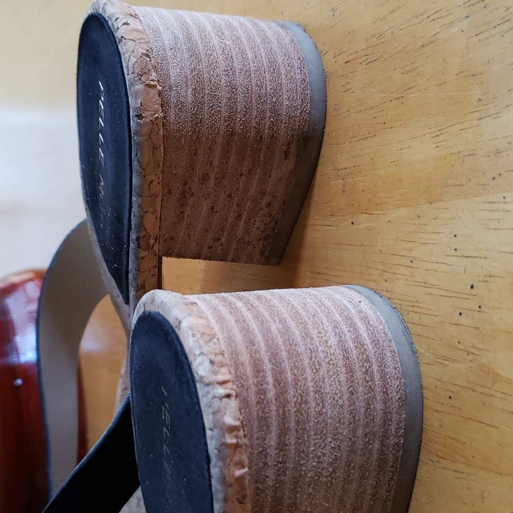 Pelle Moda Sandals - Picture 2 of 4